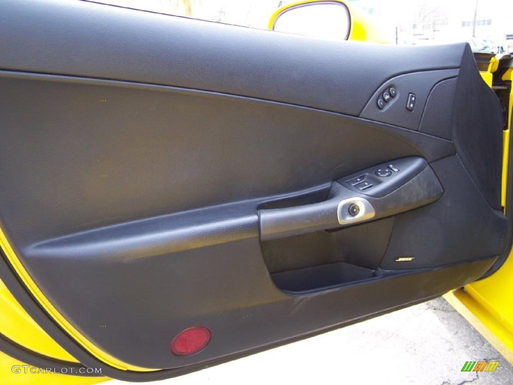 2006 Chevrolet Corvette Coupe Ebony Black Door Panel Photo #48103587