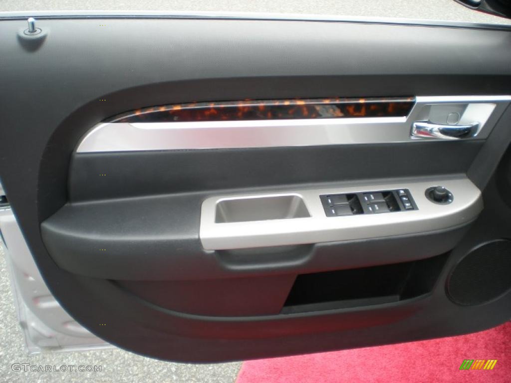 2010 Sebring Limited Sedan - Bright Silver Metallic / Dark Slate Gray photo #11