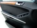 Black - ML 350 4Matic Photo No. 24