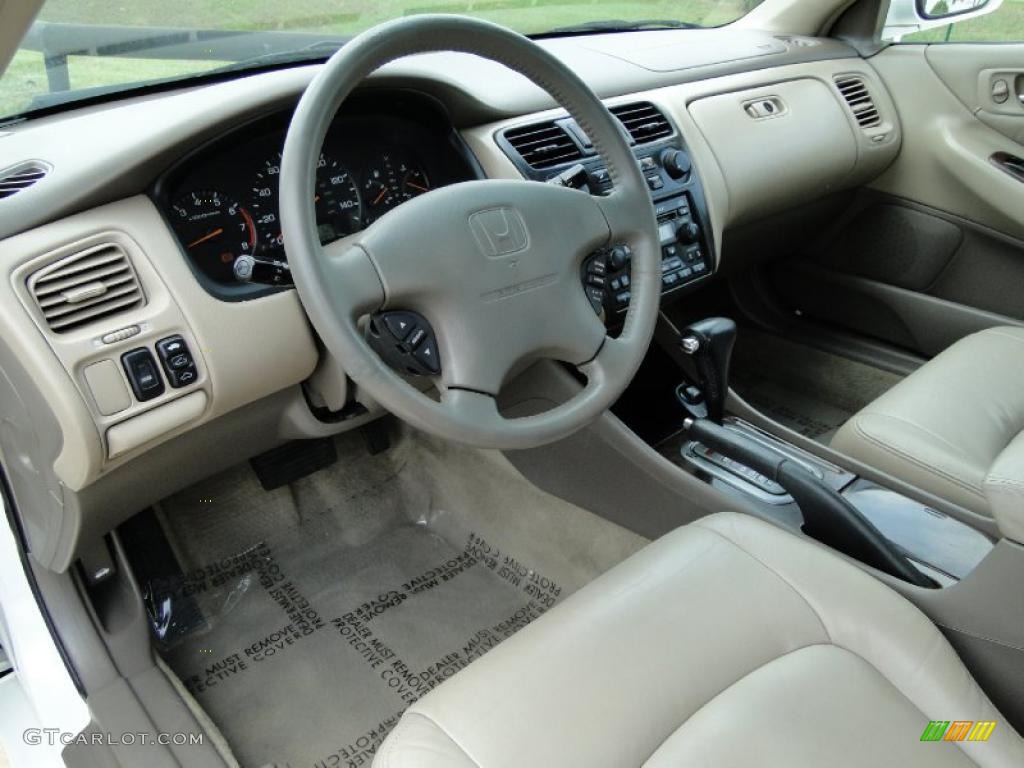 Ivory Interior 2001 Honda Accord EX Sedan Photo #48105678