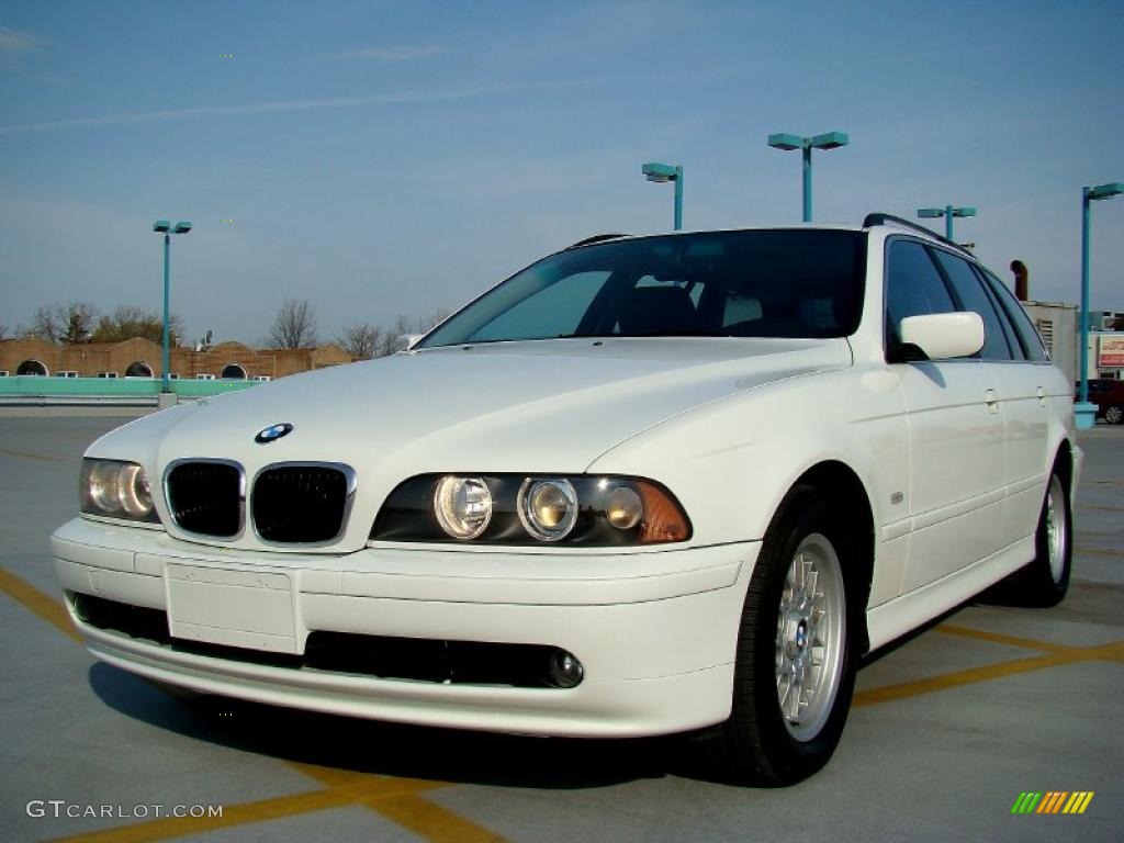 Alpine White 2002 BMW 5 Series 525i Wagon Exterior Photo #48105843