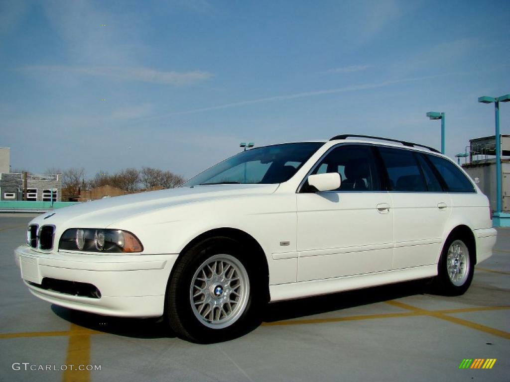 2002 5 Series 525i Wagon - Alpine White / Black photo #12