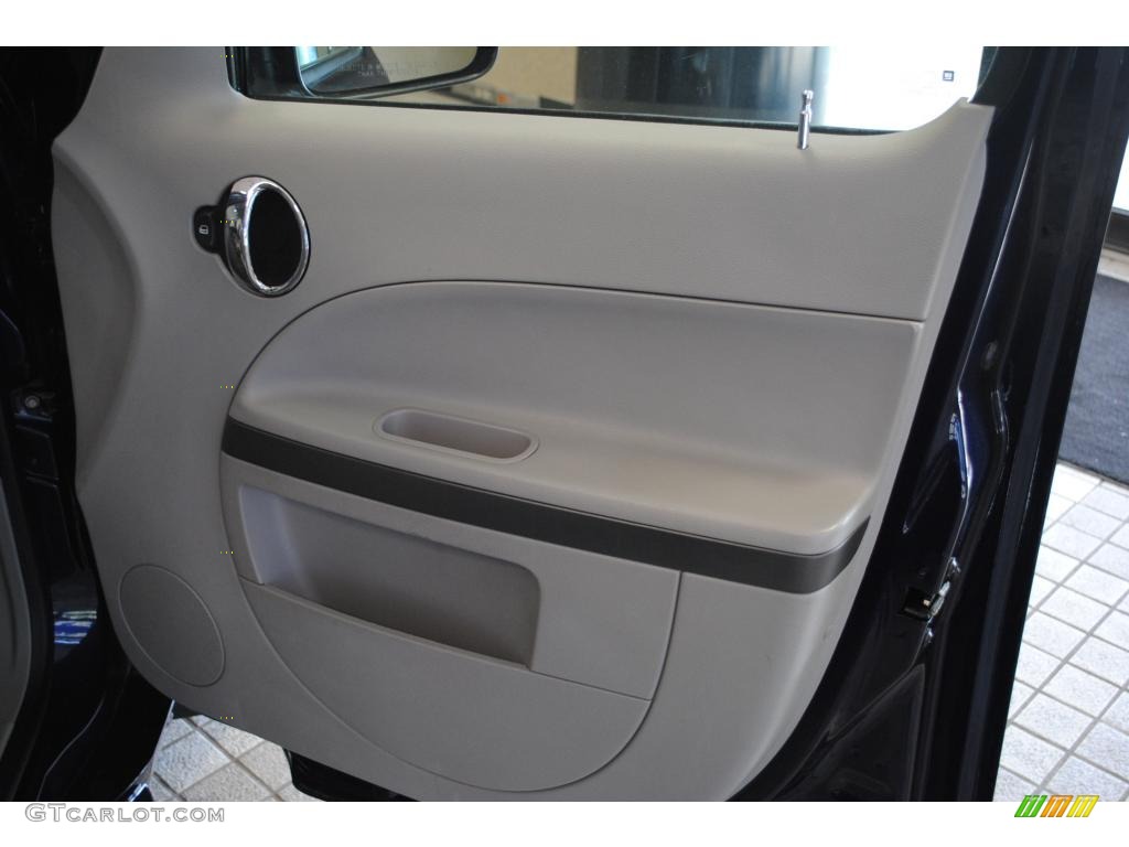 2007 HHR LT - Imperial Blue Metallic / Gray photo #40