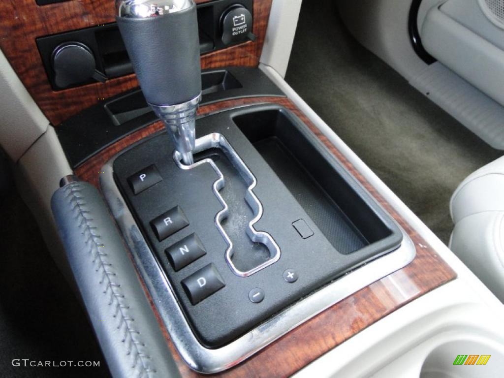 2008 Jeep Commander Limited Multi Speed Automatic Transmission Photo #48106410