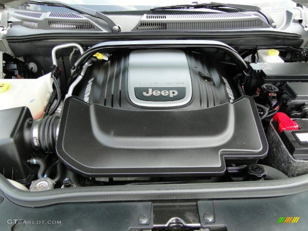 2008 Jeep Commander Limited 5.7 Liter Hemi MDS V8 Engine Photo #48106551