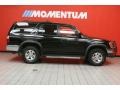 Black - 4Runner SR5 Photo No. 4