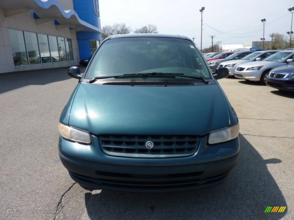 2000 Grand Voyager  - Aquamarine Metallic / Mist Gray photo #6