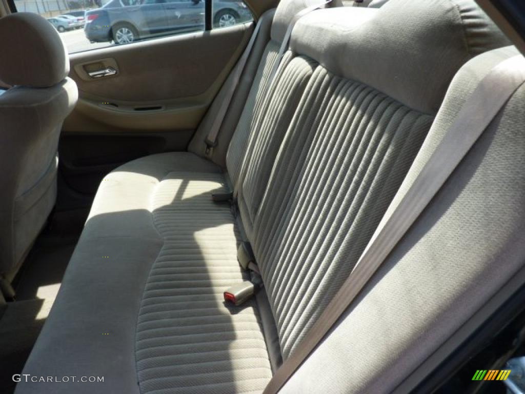1998 Honda Accord LX Sedan interior Photo #48115218