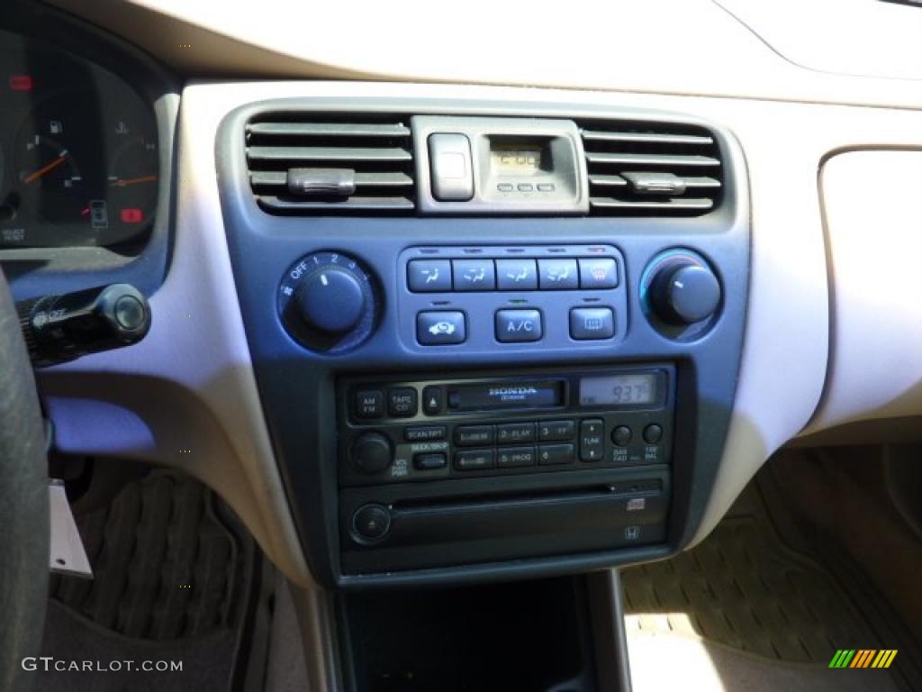 1998 Accord LX Sedan - Dark Emerald Pearl / Ivory photo #13