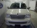 2006 Light French Silk Metallic Lincoln Navigator Luxury 4x4  photo #2
