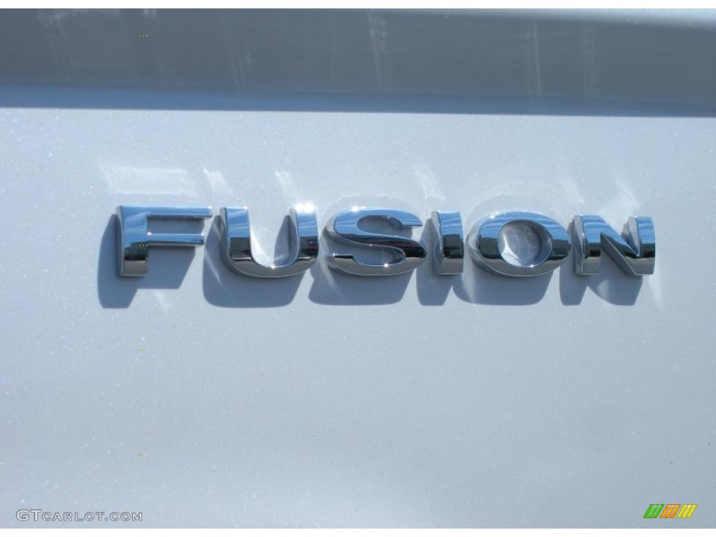 2011 Fusion Hybrid - White Platinum Tri-Coat / Medium Light Stone photo #4