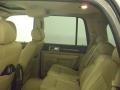 2006 Light French Silk Metallic Lincoln Navigator Luxury 4x4  photo #44