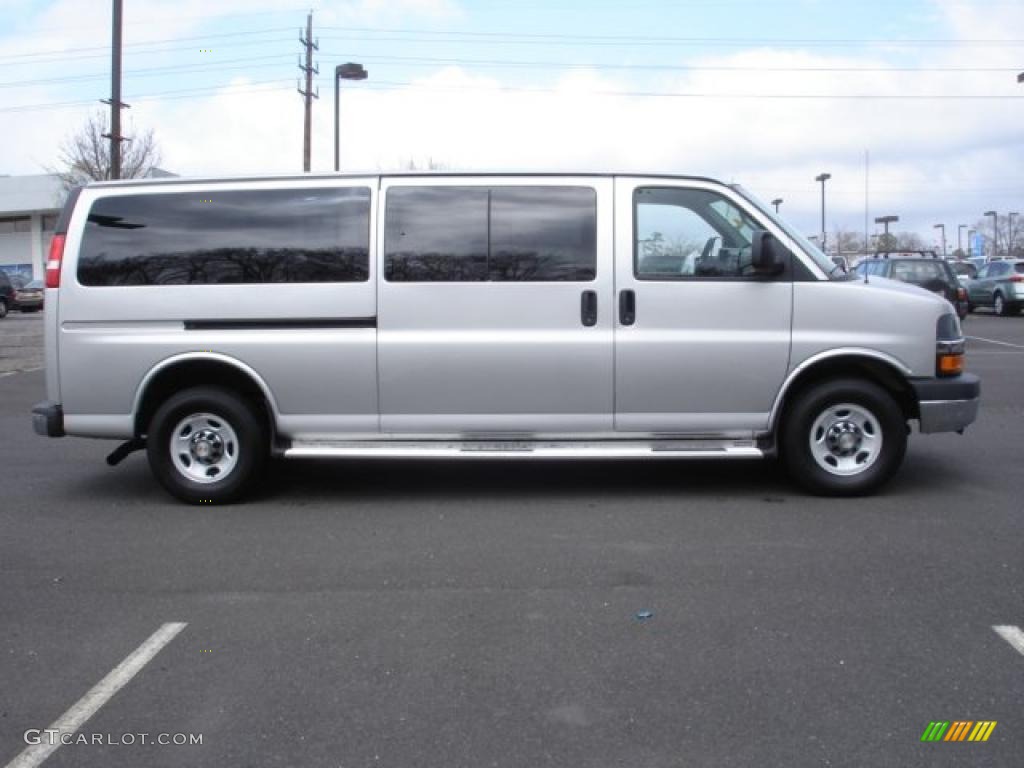Sheer Silver Metallic 2010 Chevrolet Express LT 3500 Extended Passenger Van Exterior Photo #48123523