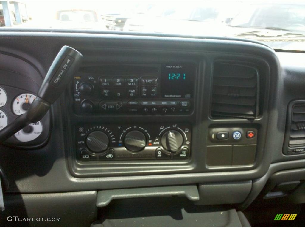 2002 Avalanche The North Face Edition 4x4 - Medium Sage Green Metallic / Cedar Green/Graphite photo #22