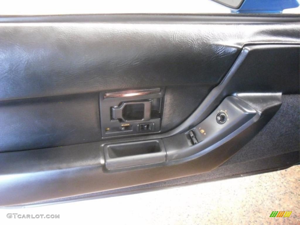 1992 Corvette Coupe - Medium Quasar Blue Metallic / Black photo #7