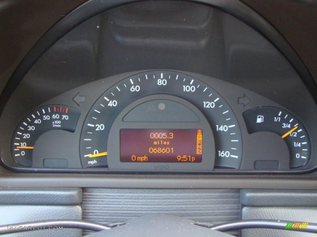 2003 Mercedes-Benz C 320 Sedan Gauges Photo #48125722