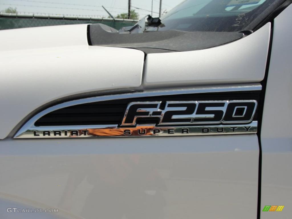 2011 F250 Super Duty Lariat Crew Cab 4x4 - White Platinum Metallic Tri-Coat / Adobe Two Tone Leather photo #14