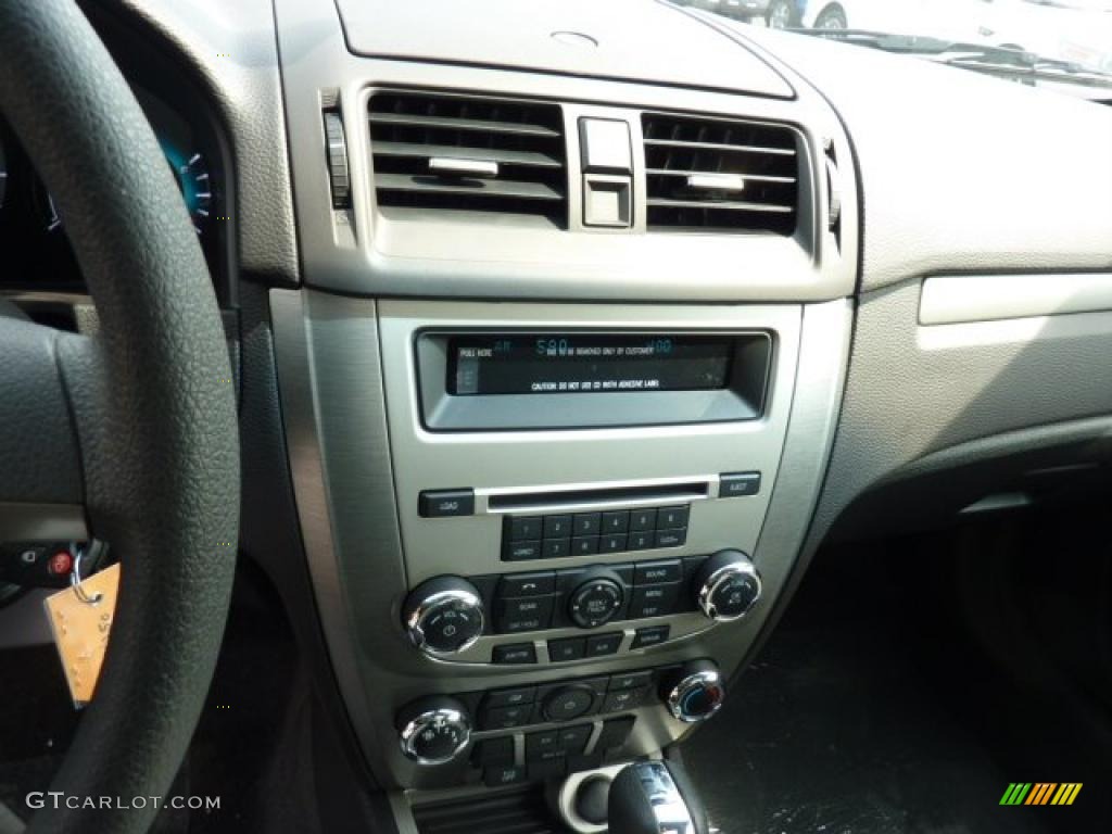 2011 Fusion SE - Steel Blue Metallic / Charcoal Black photo #13