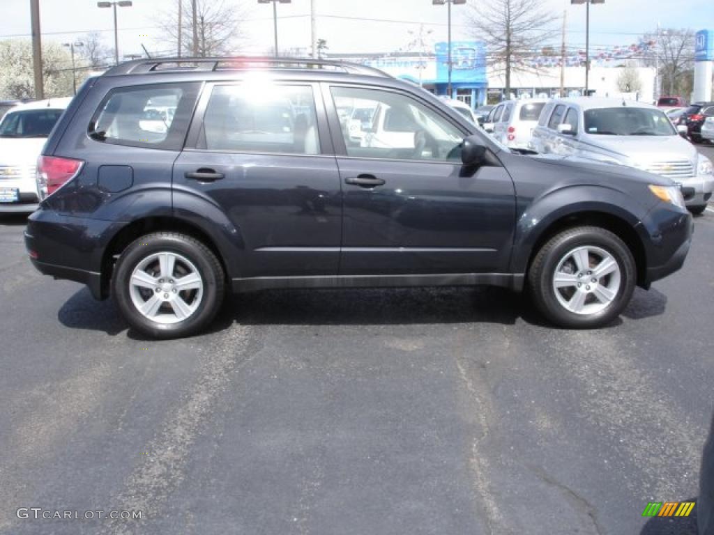 2011 Forester 2.5 X - Dark Gray Metallic / Platinum photo #7