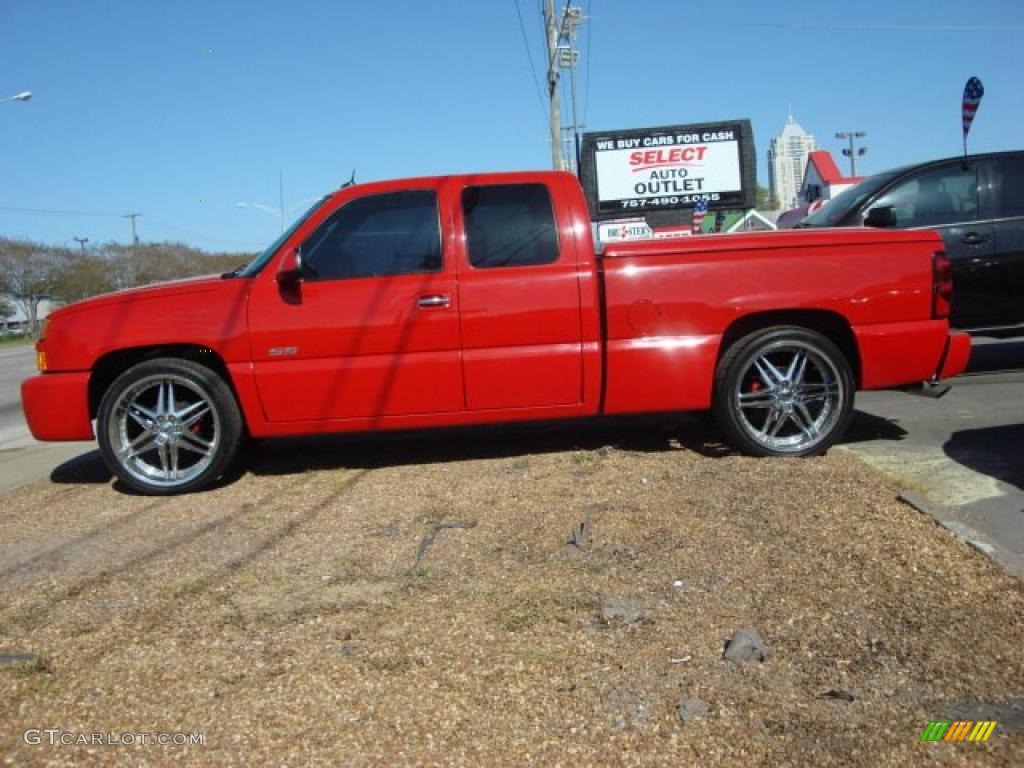2004 Silverado 1500 SS Extended Cab AWD - Victory Red / Dark Charcoal photo #3