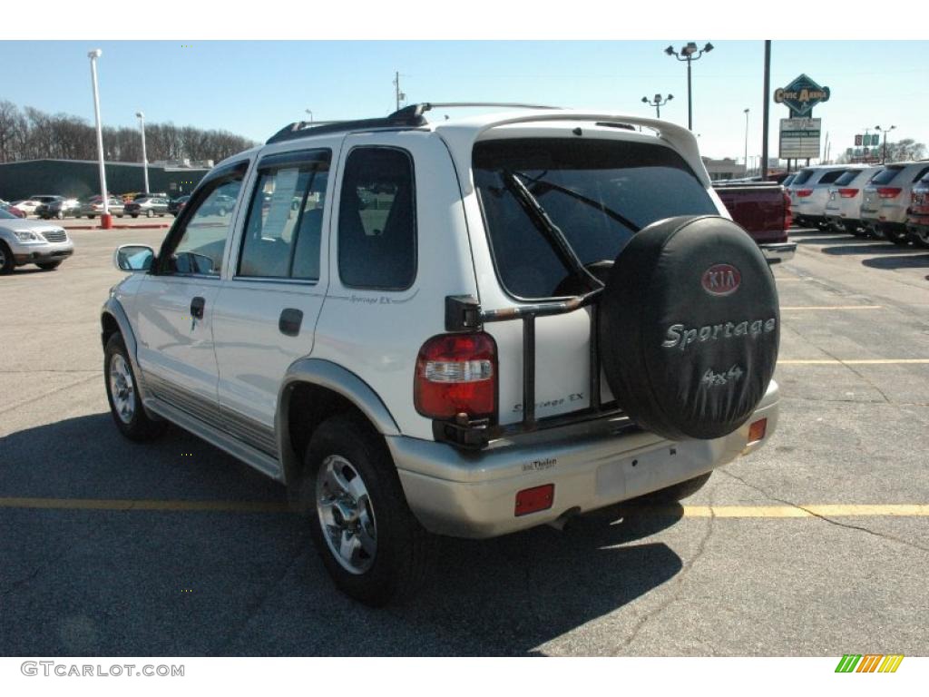 1999 Sportage 4WD - White / Brown photo #4