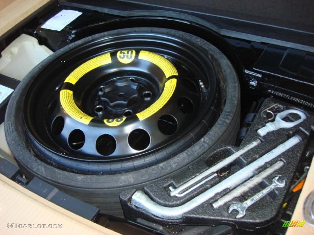 2008 Volkswagen Touareg 2 VR6 Trunk Photo #48131447