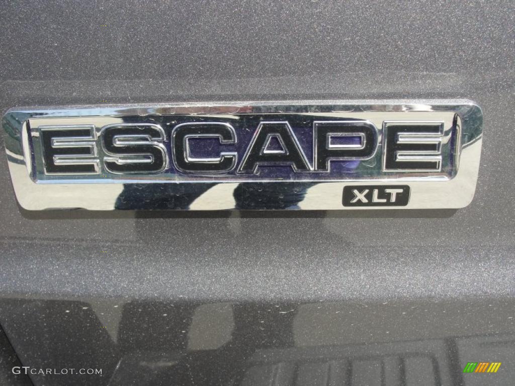 2011 Escape XLT - Sterling Grey Metallic / Charcoal Black photo #16