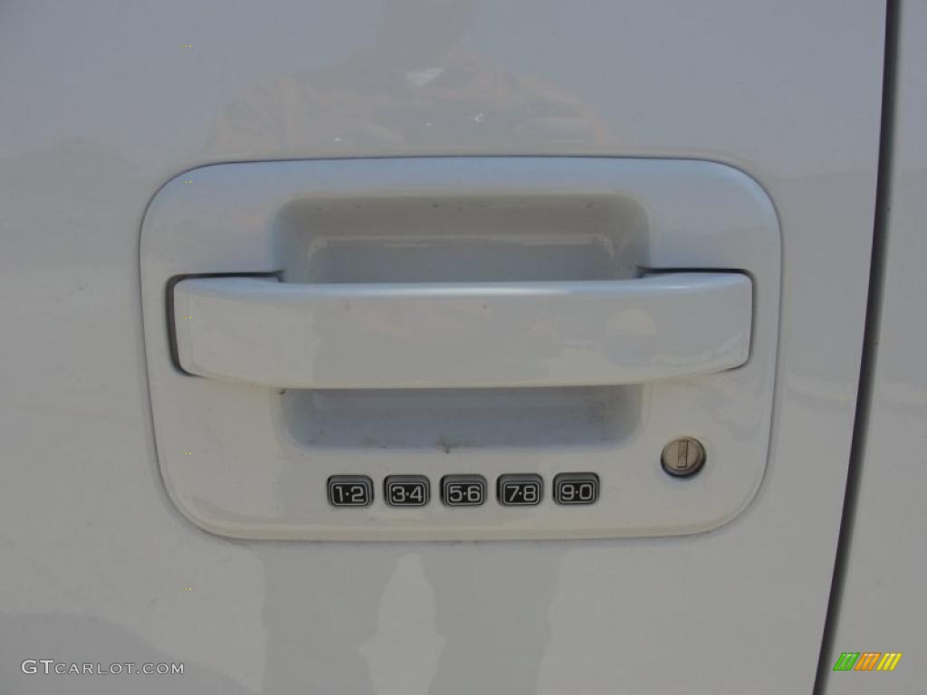 2011 F150 FX4 SuperCrew 4x4 - Oxford White / Black photo #18
