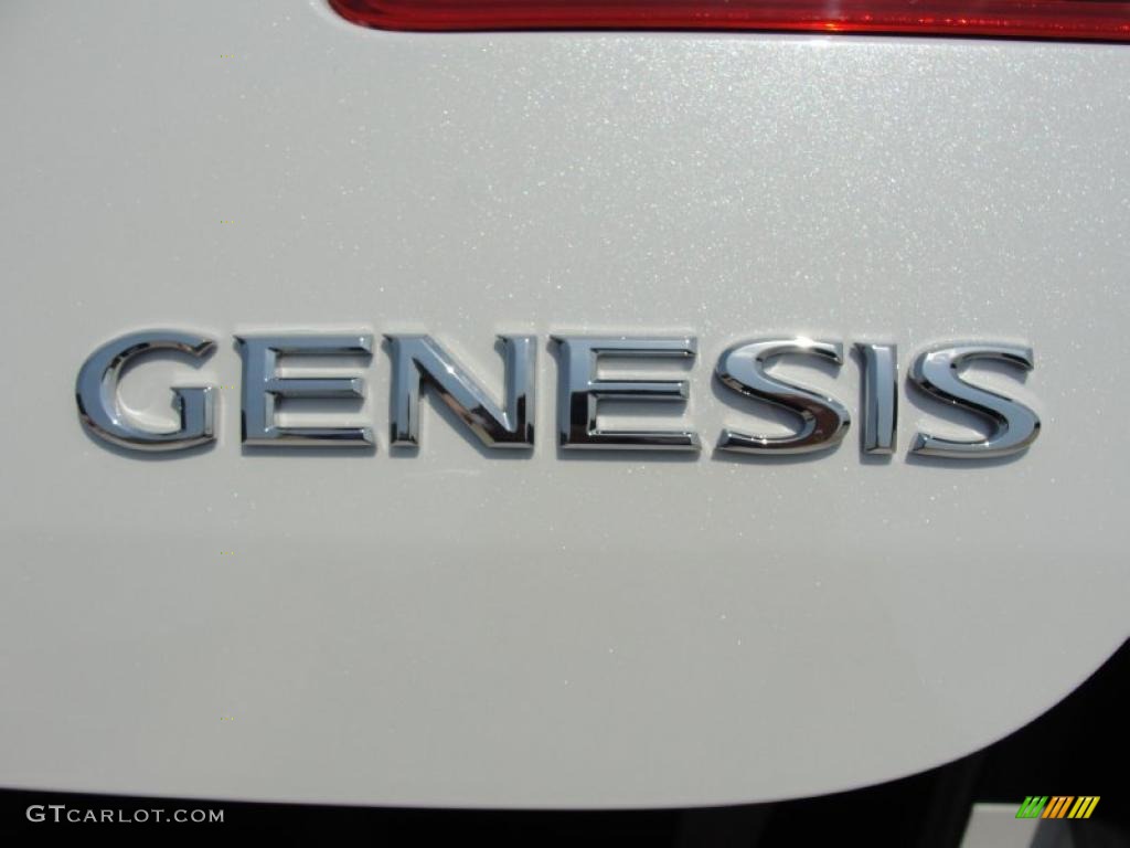 2011 Genesis 3.8 Sedan - White Satin Pearl / Cashmere photo #15