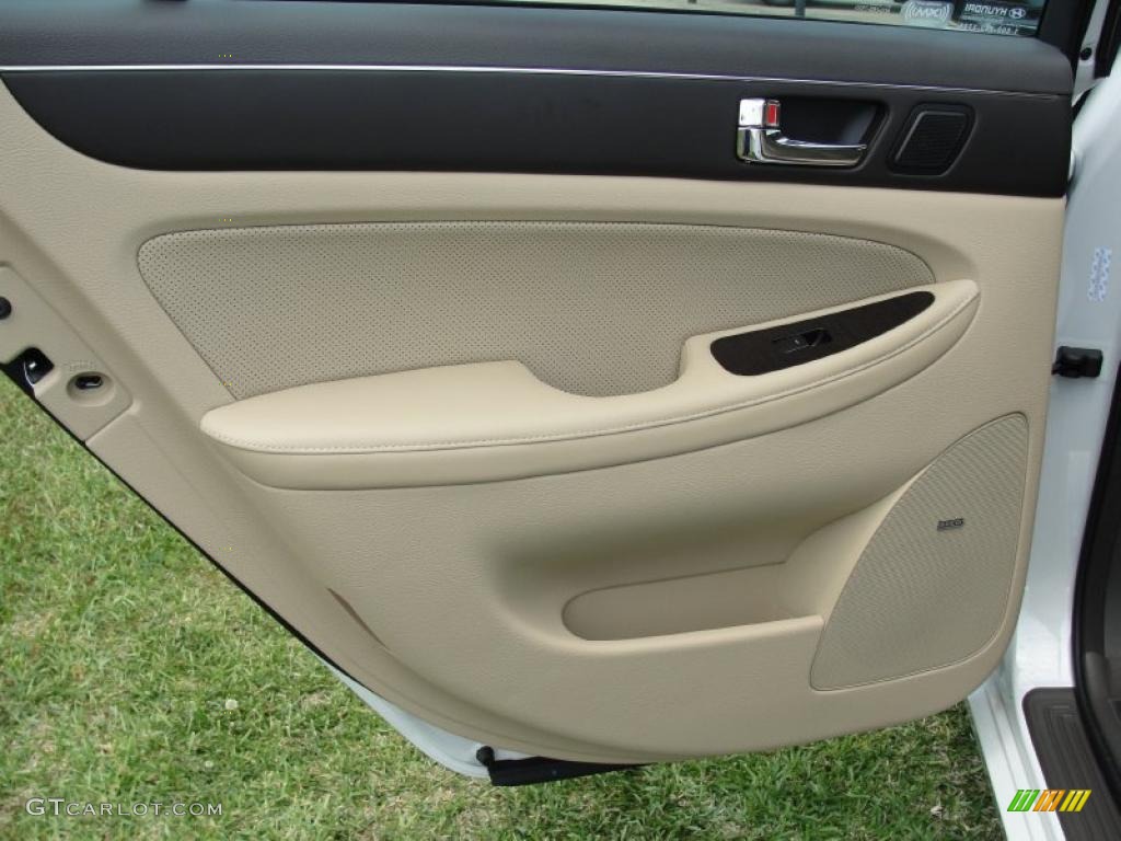2011 Hyundai Genesis 4.6 Sedan Cashmere Door Panel Photo #48133547