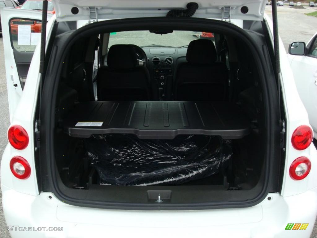 2011 HHR LS - Arctic Ice White / Ebony photo #3