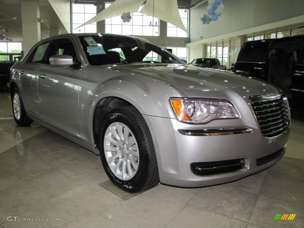 Billet Silver Metallic 2011 Chrysler 300 Standard 300 Model Exterior Photo #48138132