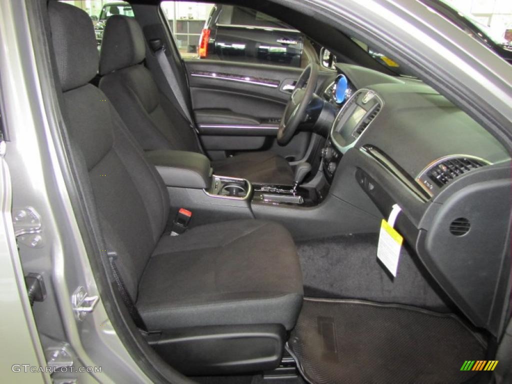 Black Interior 2011 Chrysler 300 Standard 300 Model Photo #48138171