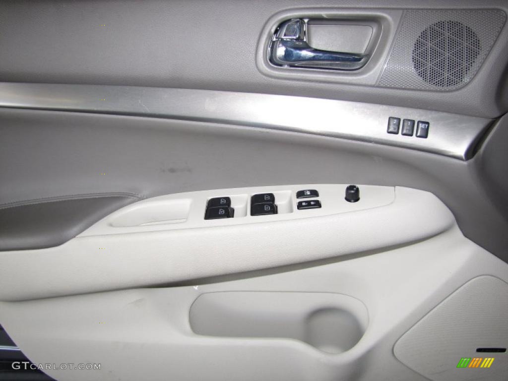 2010 Infiniti G 37 Journey Sedan Stone Door Panel Photo #48139134
