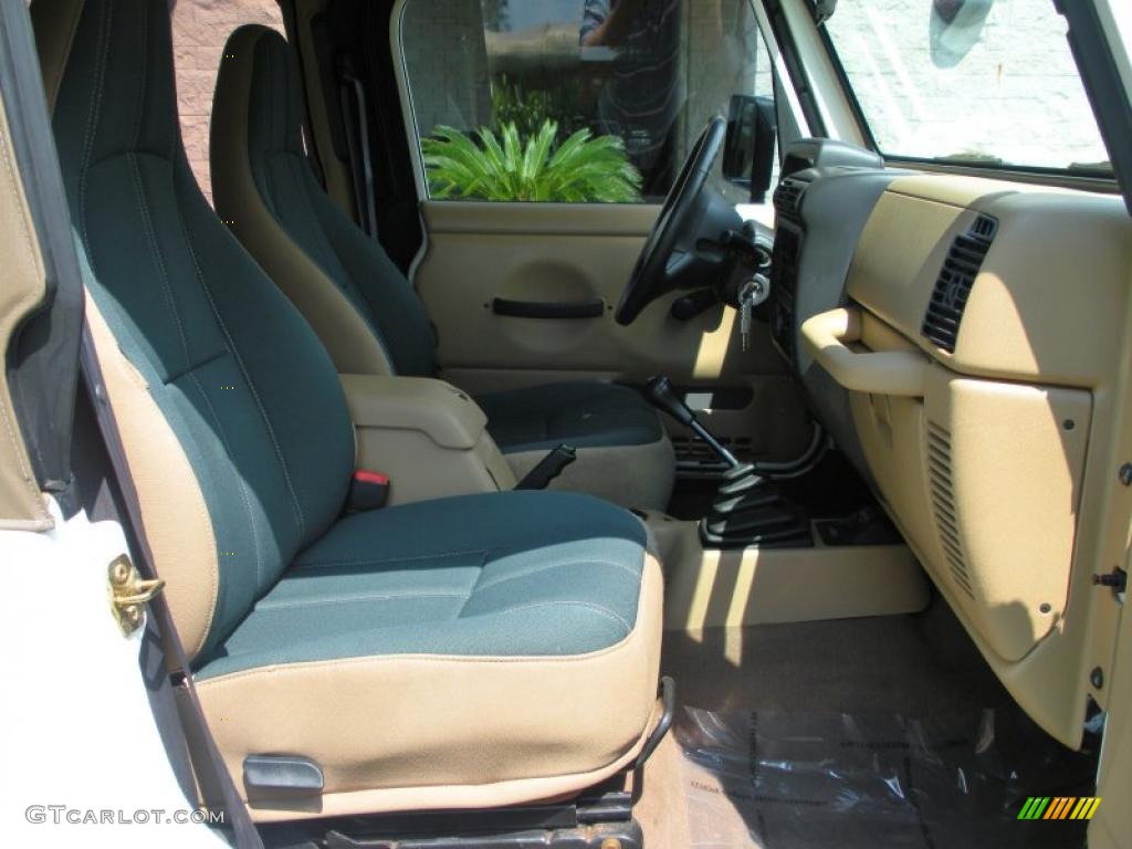 Camel/Dark Green Interior 2001 Jeep Wrangler Sahara 4x4 Photo #48140421