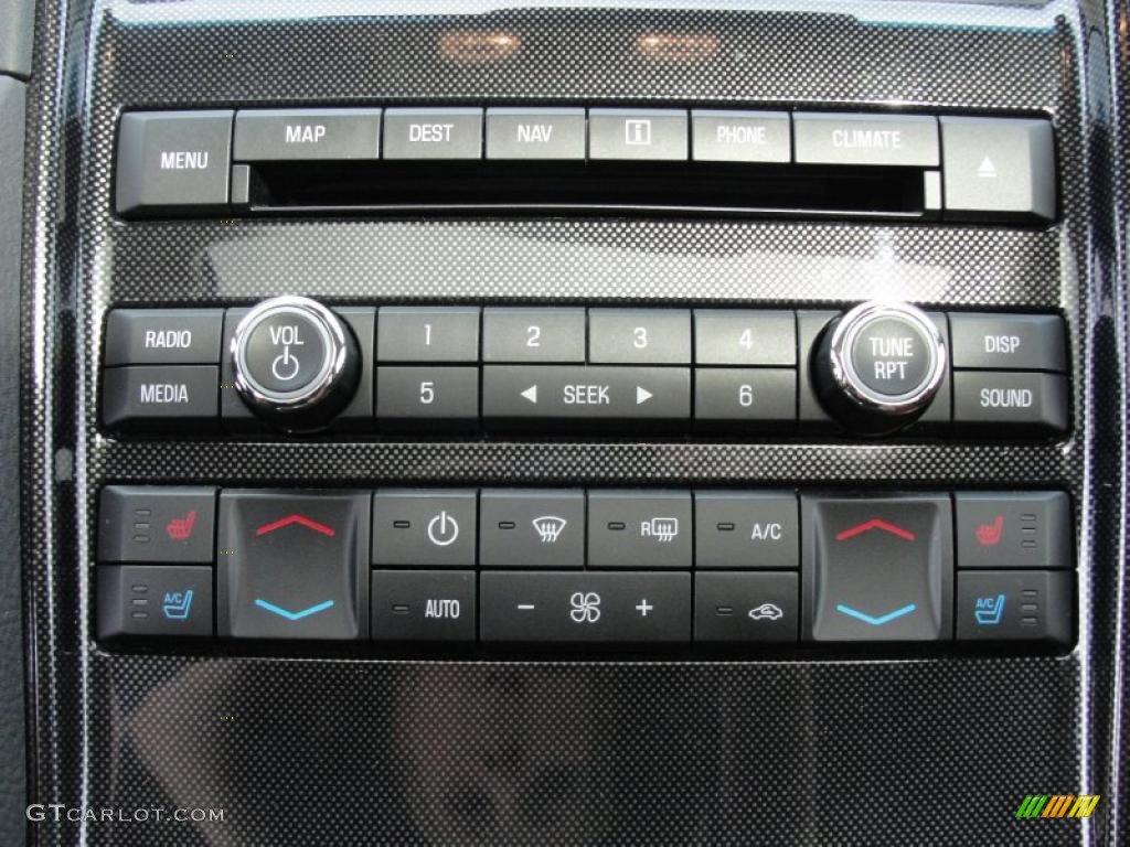 2010 Ford Taurus SHO AWD Controls Photo #48140472