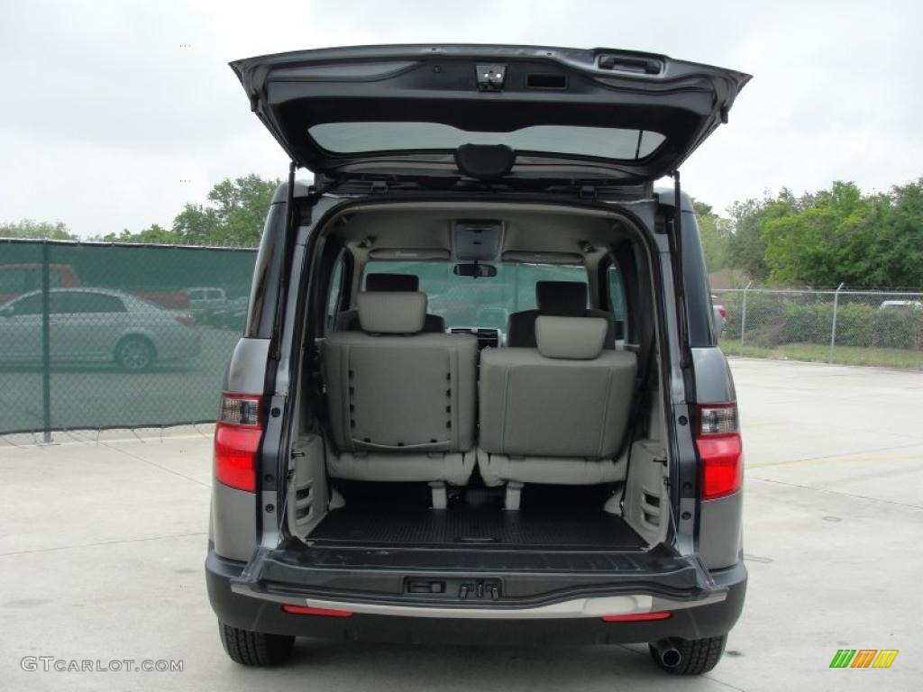 2011 Honda Element EX 4WD Trunk Photo #48141060