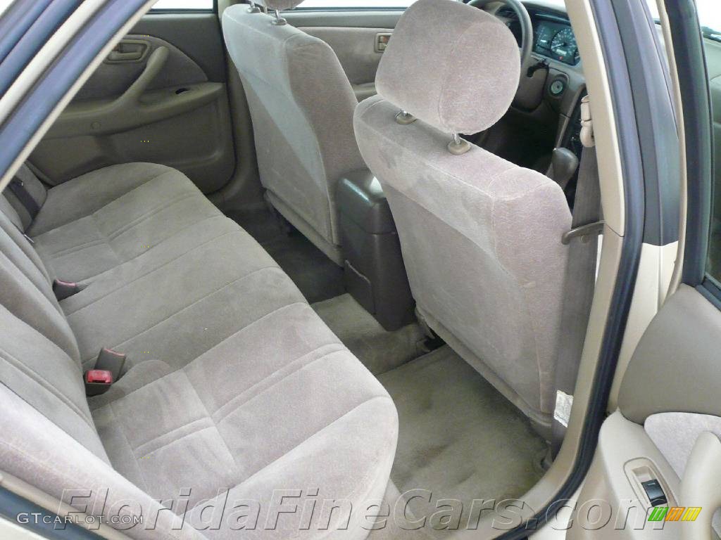 1999 Camry LE V6 - Cashmere Beige Metallic / Oak photo #15