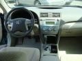 Aloe Green Metallic - Camry LE Photo No. 9