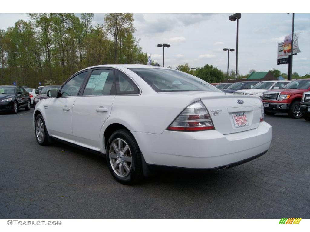 2008 Taurus SEL - Oxford White / Camel photo #39