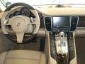 Black - Panamera V6 Photo No. 6