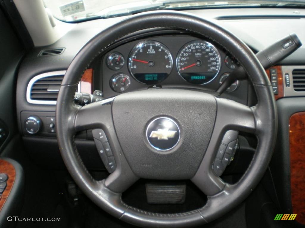 2007 Chevrolet Suburban 1500 LT 4x4 Ebony Steering Wheel Photo #48147977