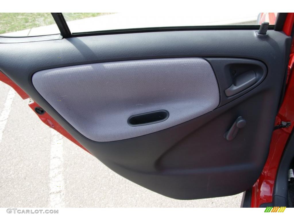 2001 ECHO Sedan - Absolutely Red / Warm Gray photo #13