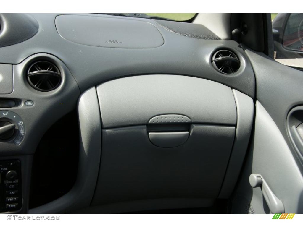 2001 ECHO Sedan - Absolutely Red / Warm Gray photo #21