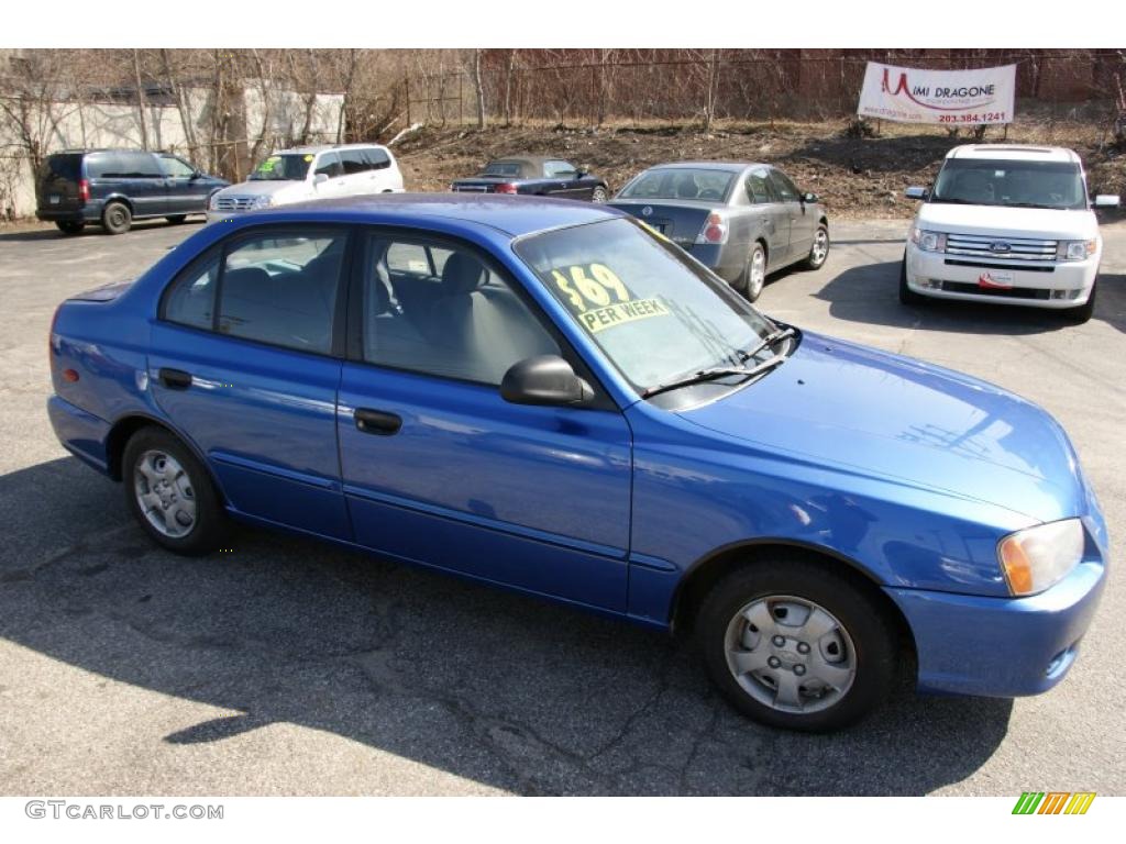 2002 Accent GL Sedan - Coastal Blue / Gray photo #3