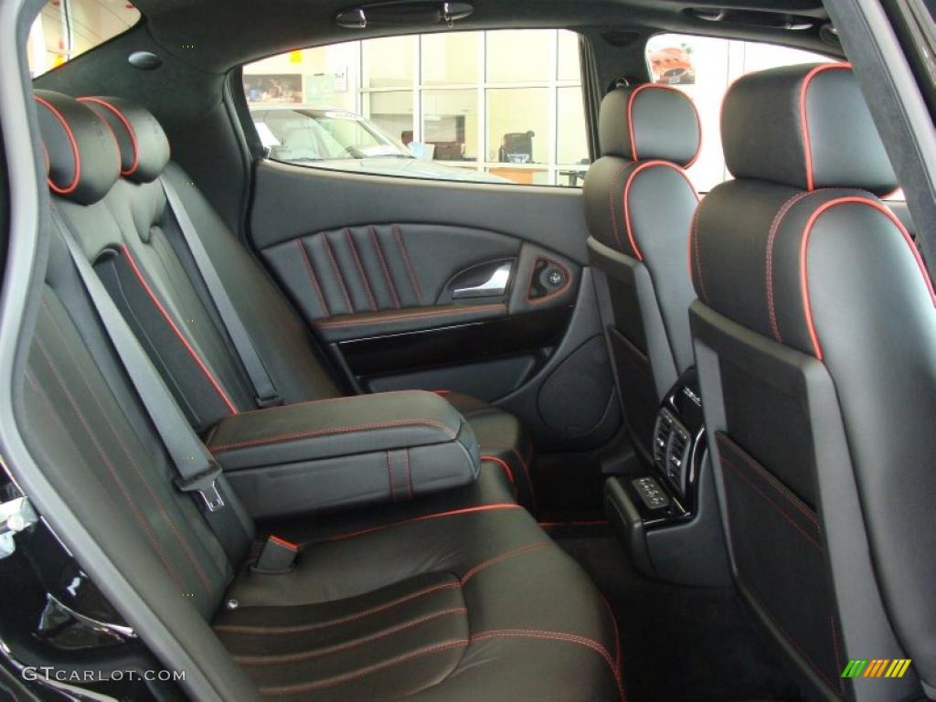 Nero Interior 2011 Maserati Quattroporte S Photo #48150575