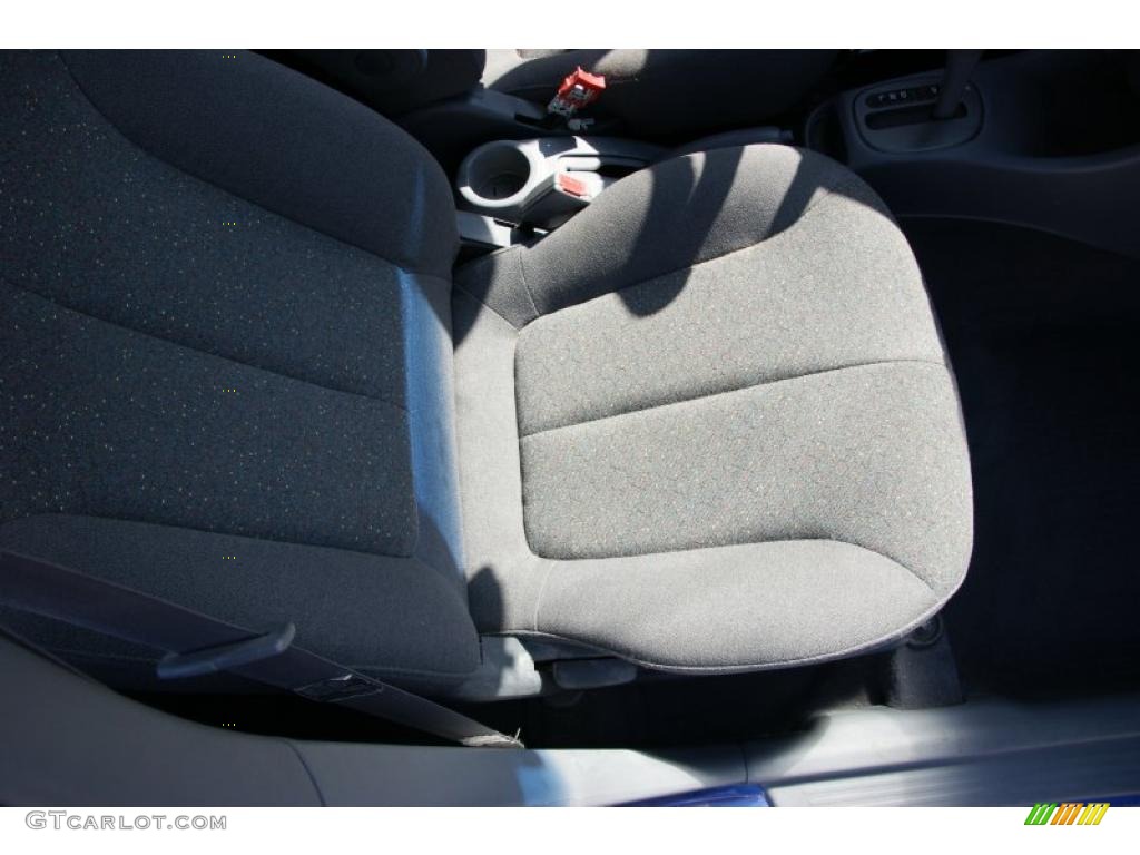 2002 Accent GL Sedan - Coastal Blue / Gray photo #15