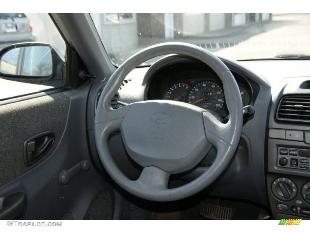 2002 Accent GL Sedan - Coastal Blue / Gray photo #20