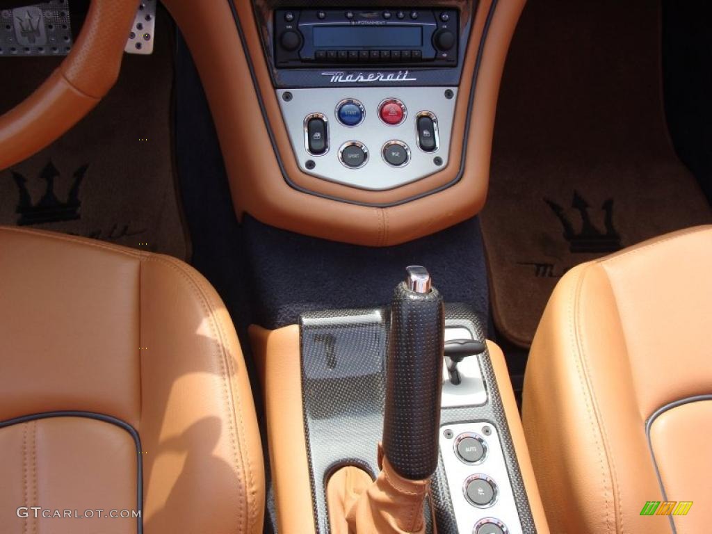 2006 Maserati GranSport Spyder Controls Photo #48151319