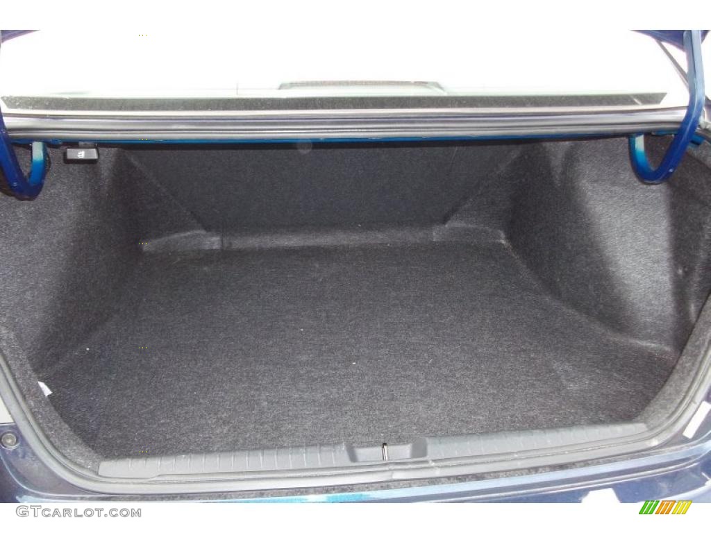 2010 Honda Civic DX-VP Sedan Trunk Photo #48151631